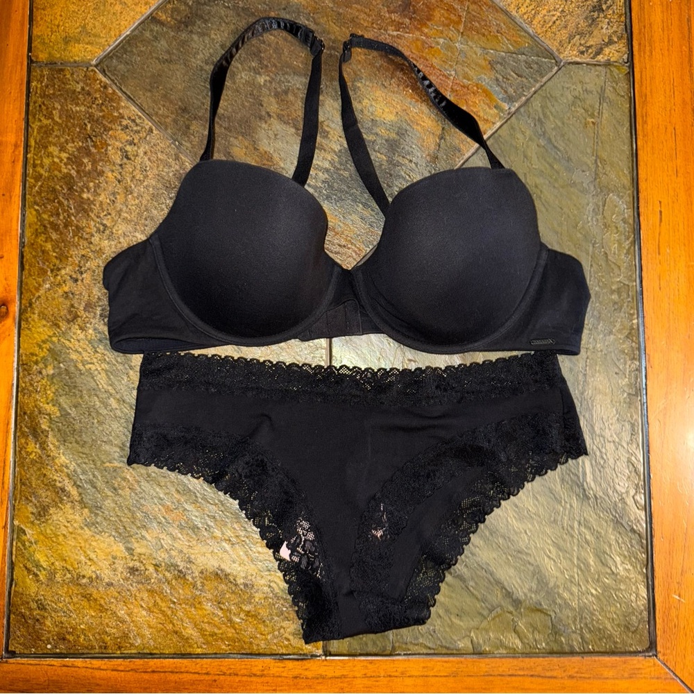 Savage X Fenty Black Molded Cup Bra Intimates